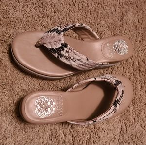 Like new platform sandals